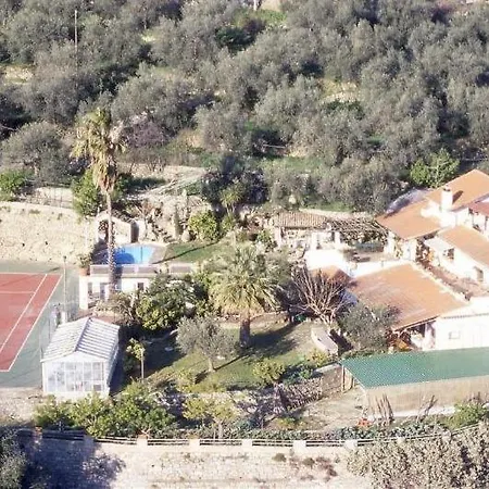 La Vecchia بيت ضيافة دولشياكا
